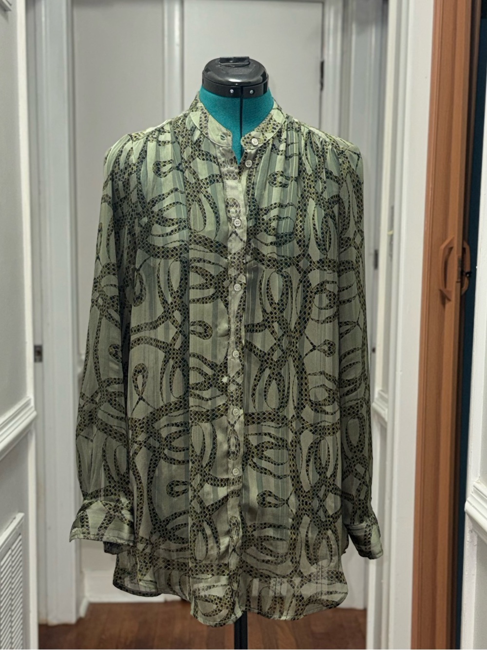 H&M Olive Green Patterned Long-Sleeve Blouse